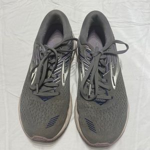 Gray brooks adrenaline running shoes.